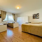 Emilbnb In Der Sandstrasse Apartamento
