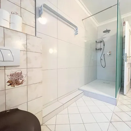 Apartment Emilbnb In Der Sandstrasse *