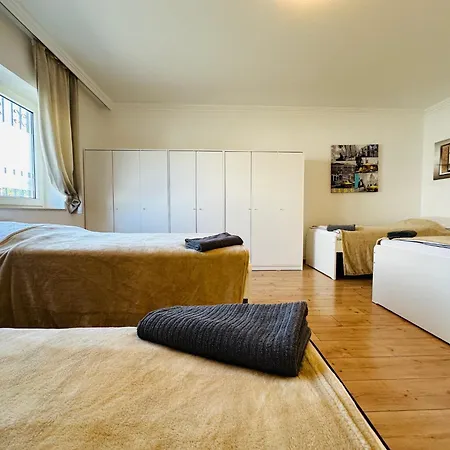 Emilbnb In Der Sandstrasse *