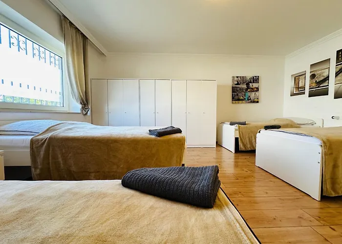 Emilbnb In Der Sandstrasse *